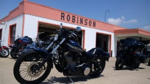 Bikers at Robinson's in Wheatley. (Photo by Trevor Thompson)