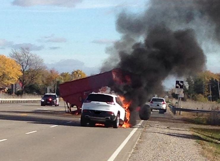 jeep-vs-wagon-crash-nov-9